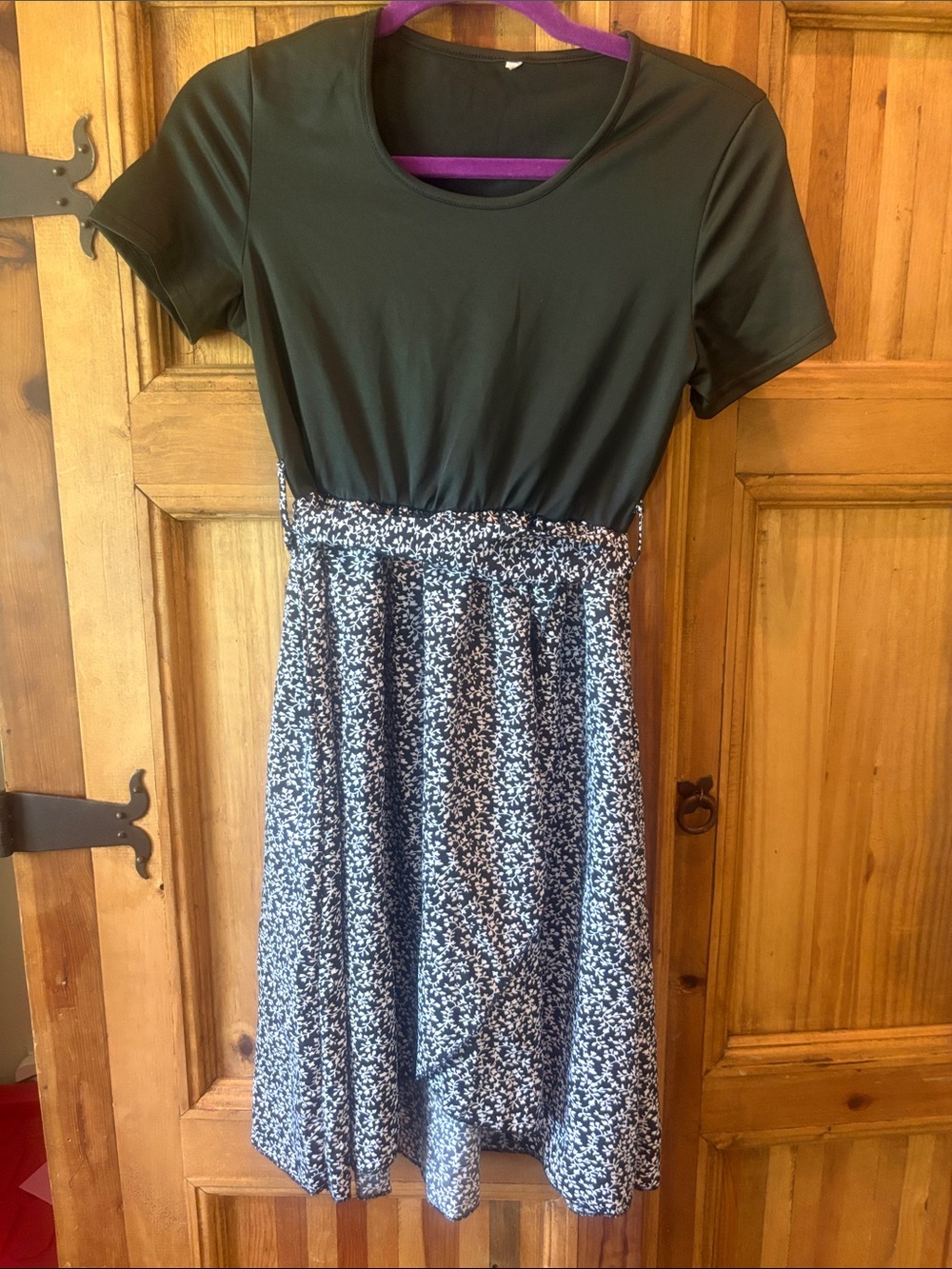 Girls' Black Top dress with black and whiteFloral bottom